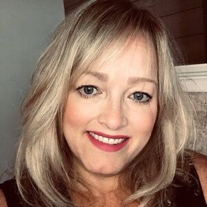 Meet your Posher, Anita